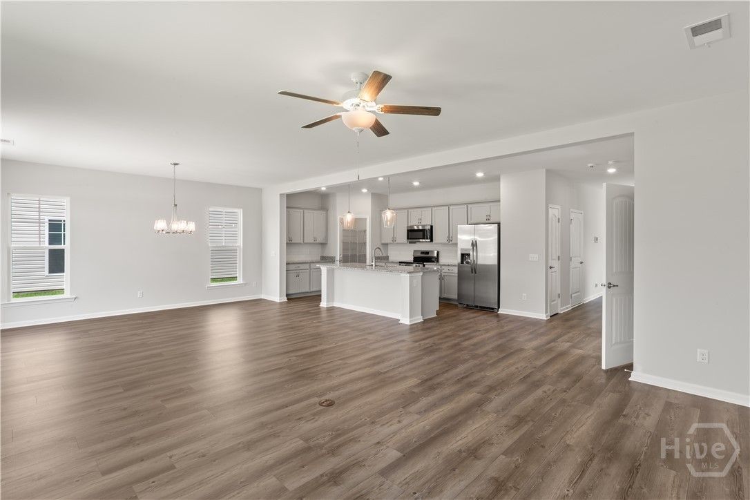 Spacious, open concept living with gorgeous kitche