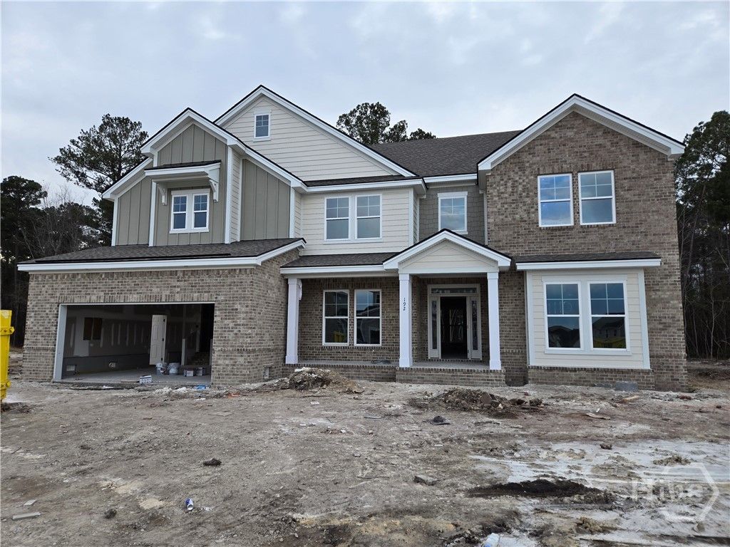 192 Champlain Drive (Brookhaven)