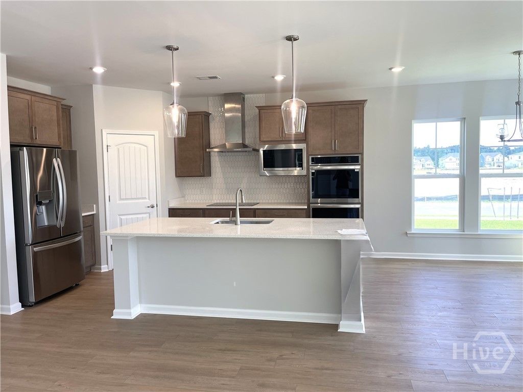 Gourmet Kitchen with Double Ovens