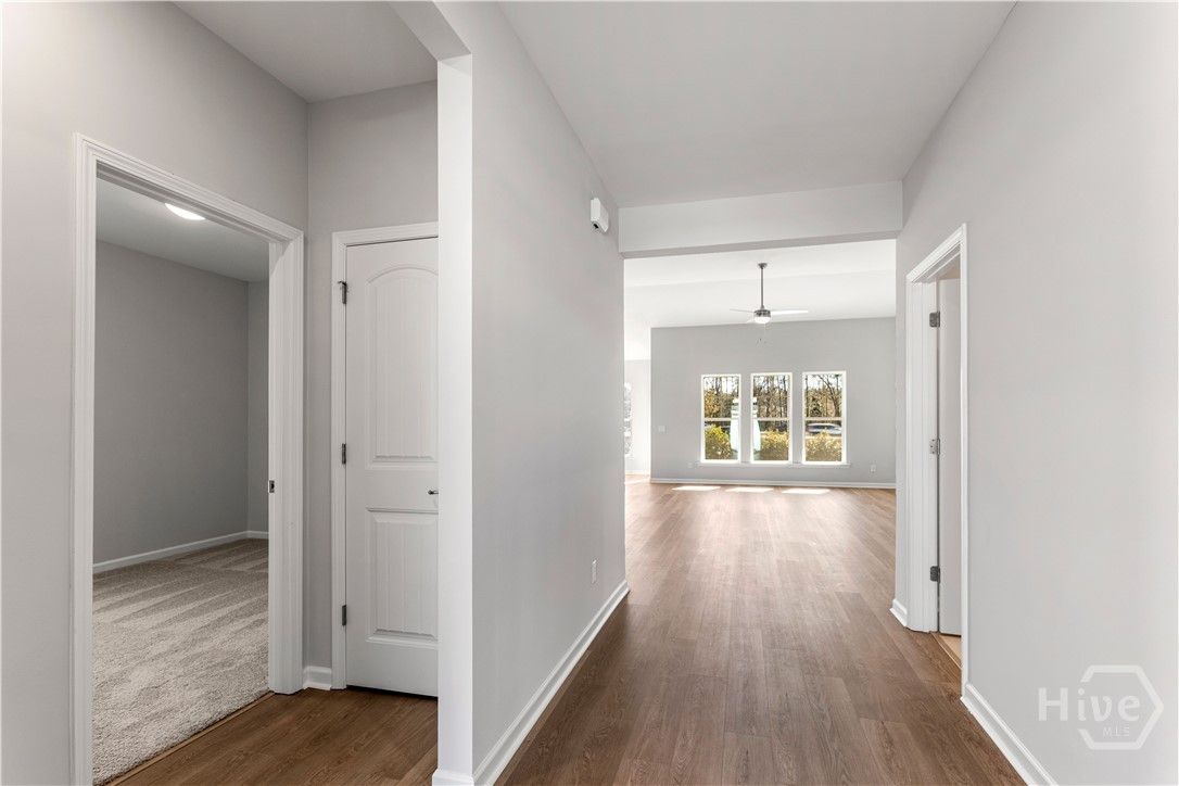 Wide Foyer