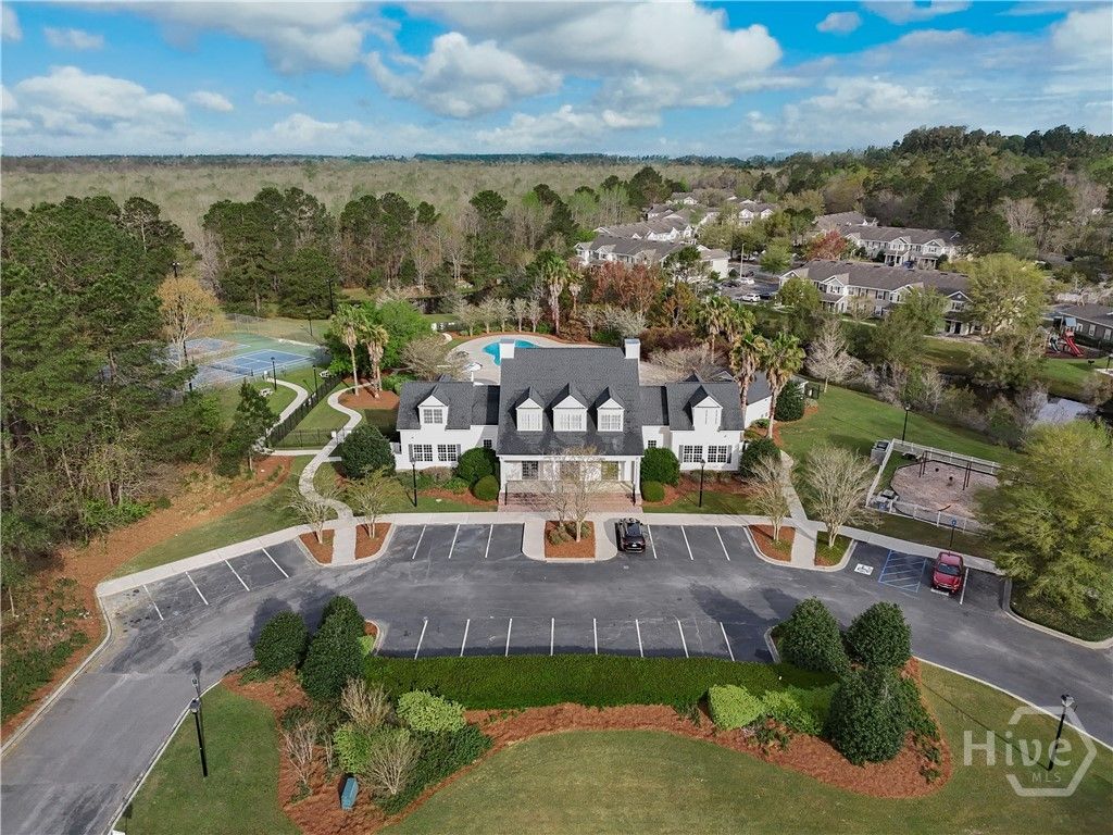 Community clubhouse and amenity center