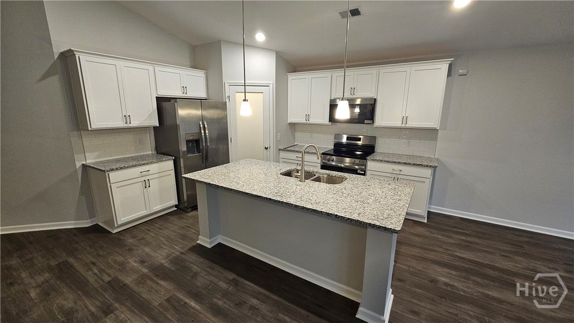 Actual Home - Kitchen - Finished - Photo taken 6/1