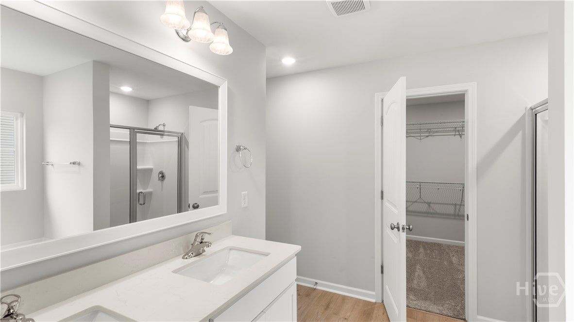 NOT THE ACTUAL HOME. Pictures are of a finished Sp