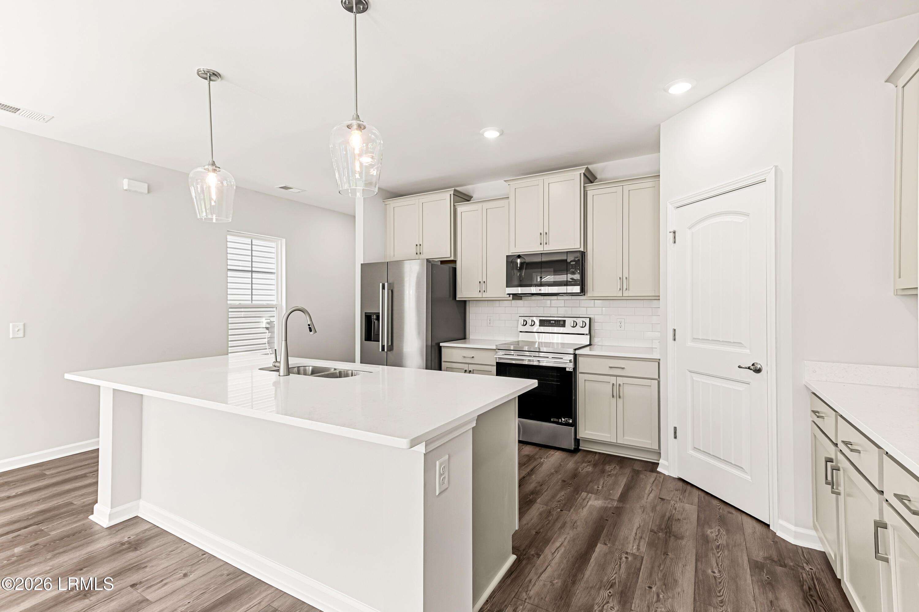 corner pantry