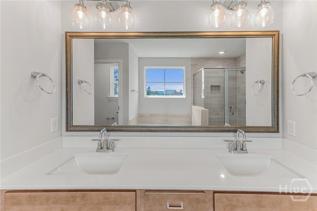 Double Quartz Vanity in Primary