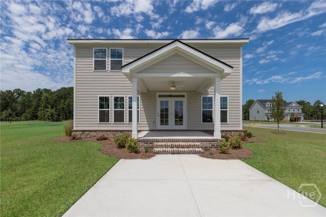 Covered Back Porch and Grilling Patio