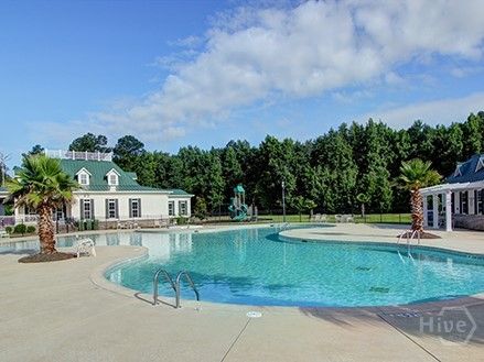 Community pool