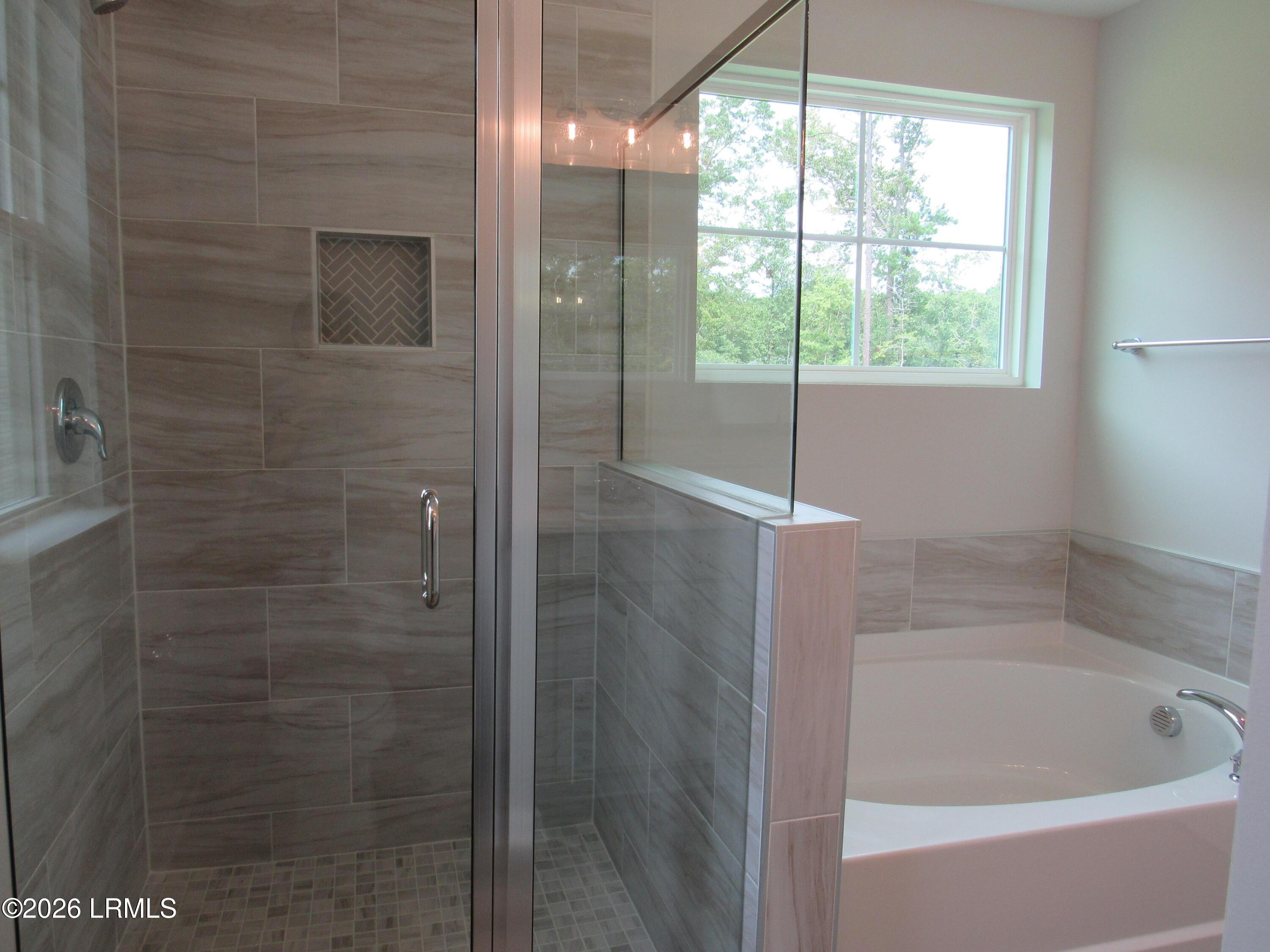 Separate shower and garden tub