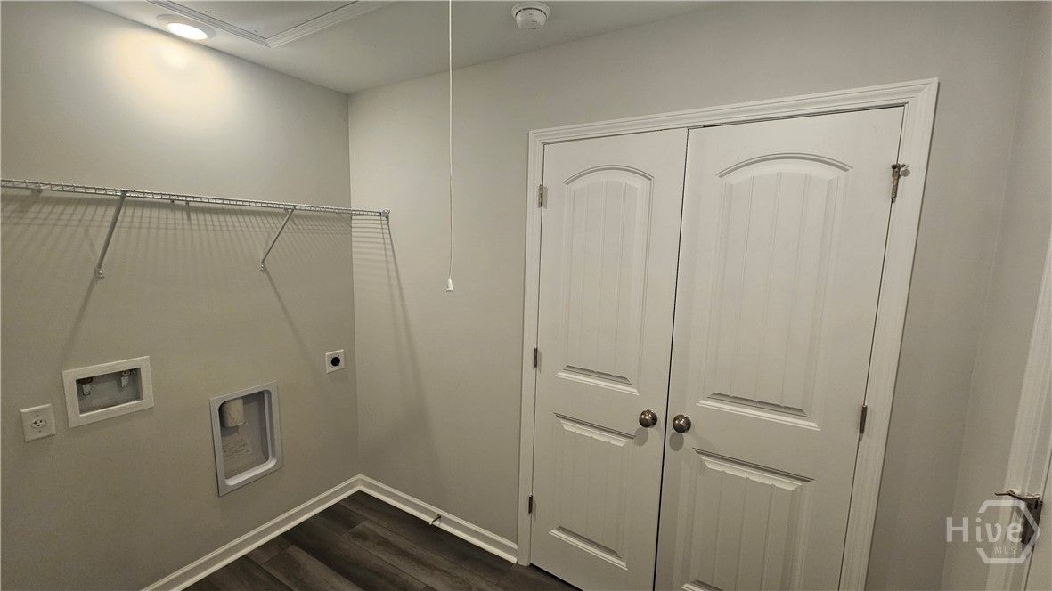 ACTUAL HOME Laundry Room