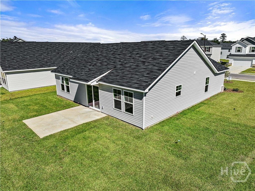 NOT THE ACTUAL HOME. Pictures are of a finished Sp