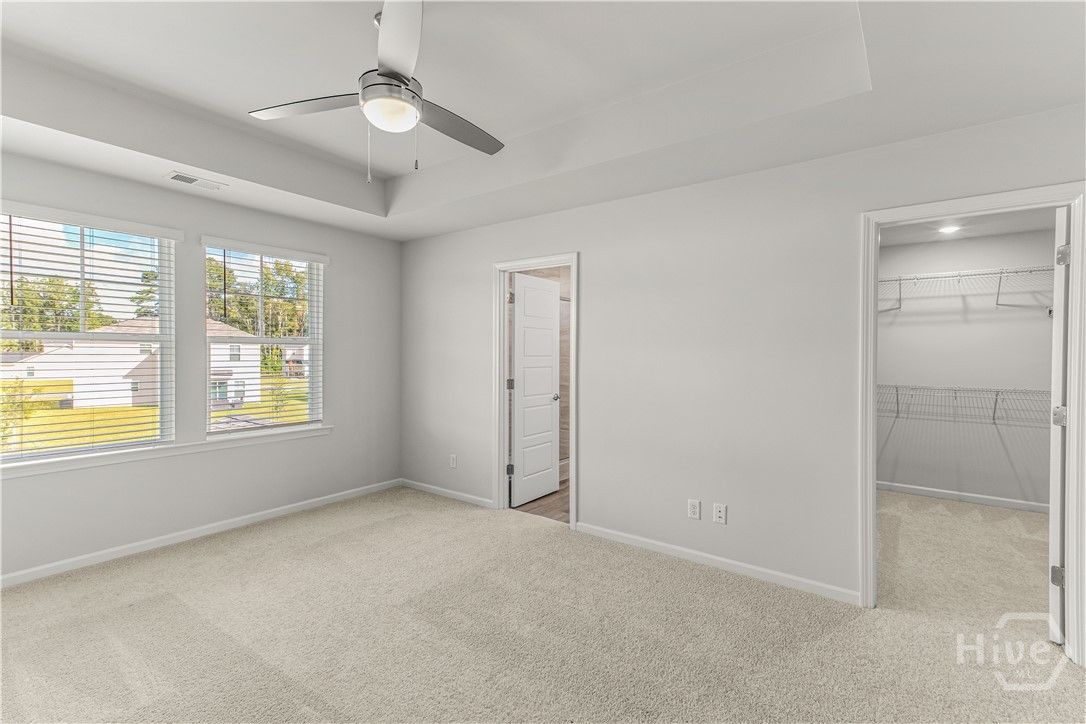 NOT THE ACTUAL TOWNEHOME. Pictures are of a Finish