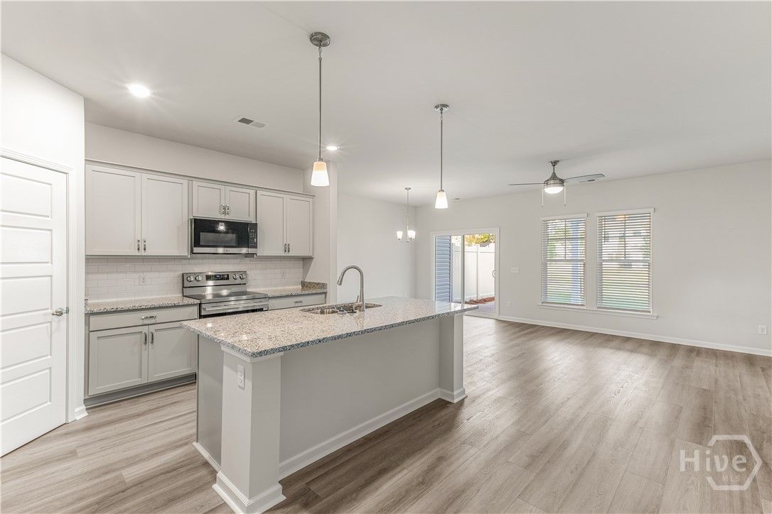 NOT THE ACTUAL TOWNEHOME. Pictures are of a Comple