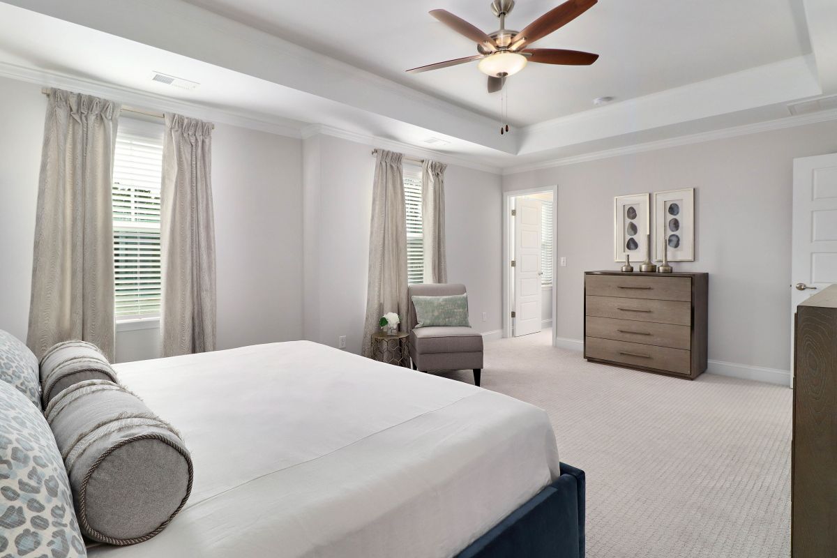 Image of primary bedroom in Richmond Hill GA