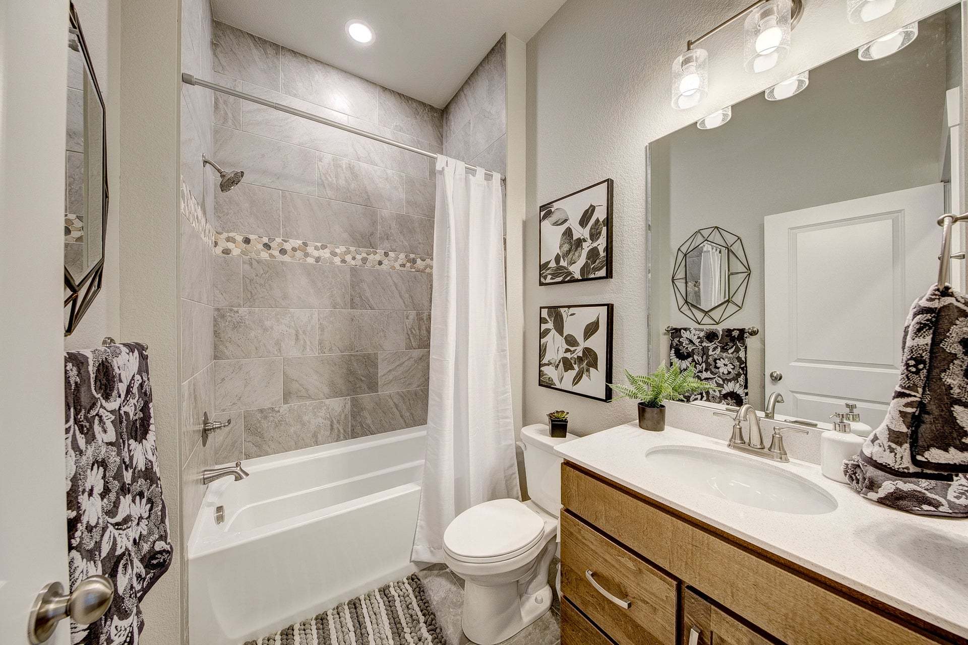 2nd Bath - Previous Devon Floor Plan - Finishes May Vary