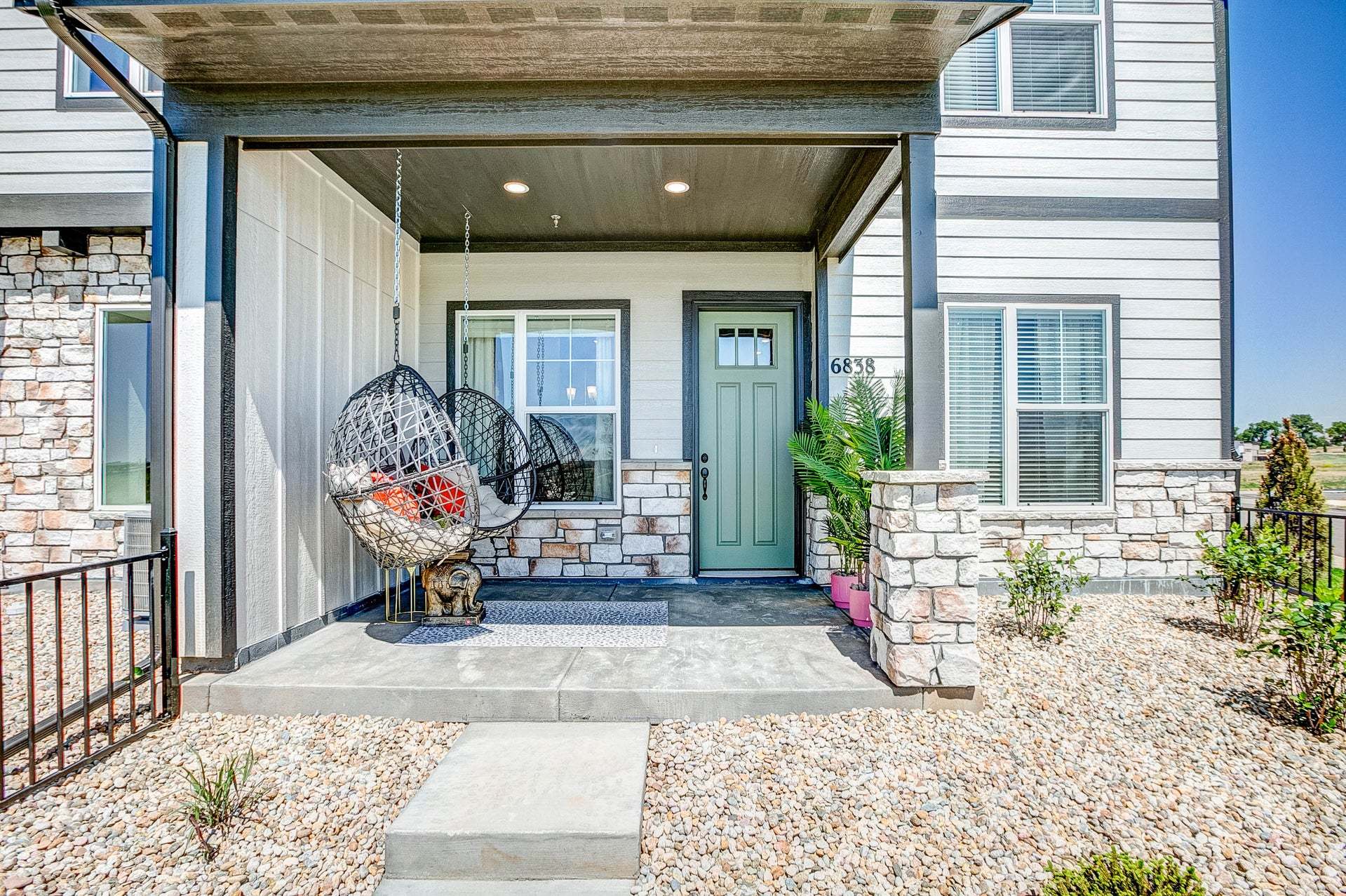Photos are of our Timberline floor plan/finishes and exact dimensions will vary