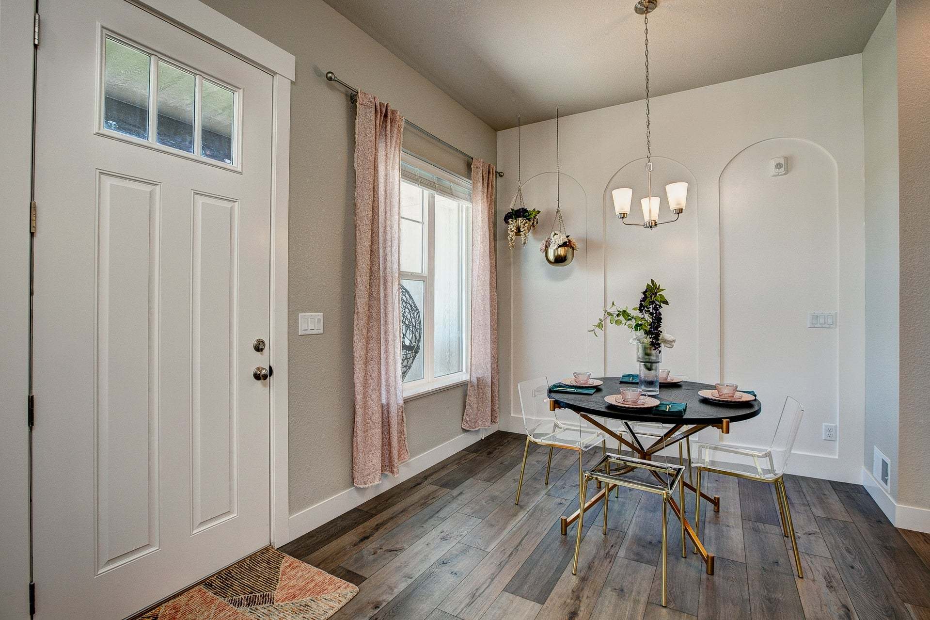 Photos are of our Timberline floor plan/finishes and exact dimensions will vary
