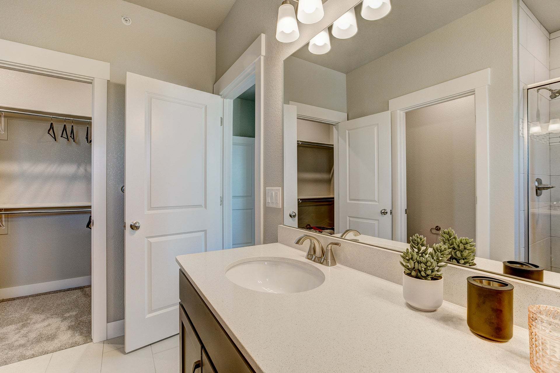 Photos are of our Timberline floor plan/finishes and exact dimensions will vary