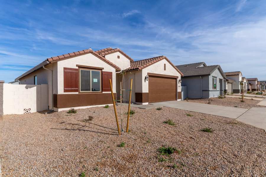 7280 E. White Tail Rd (Gila)