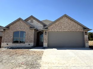Concept 1660 - Waterford Park: Weatherford, Texas - Landsea Homes