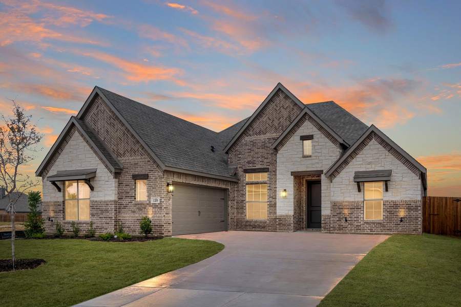 Redden Farms – Signature Series Concept 2370 floor plan