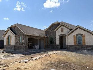 Concept 2370 - Coyote Crossing: Godley, Texas - Landsea Homes