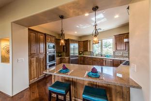 The Estates at Mountain Gate por Lawler Construction, Inc. en Prescott Arizona