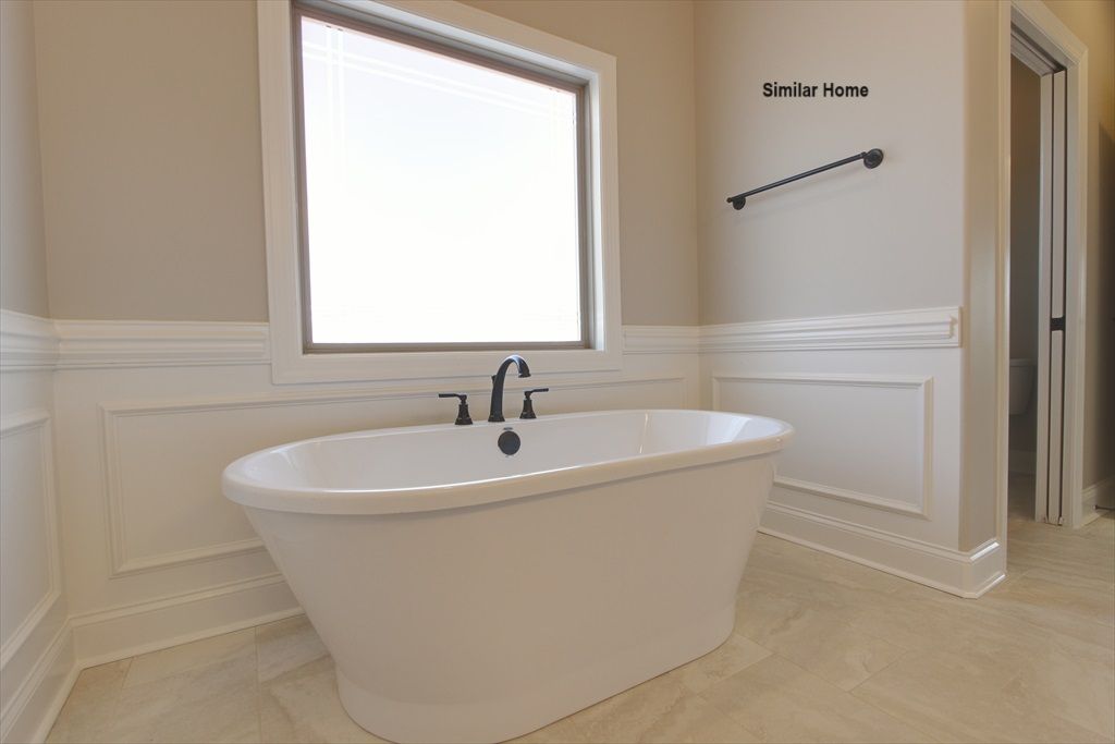 MasterBath Soaker Tub