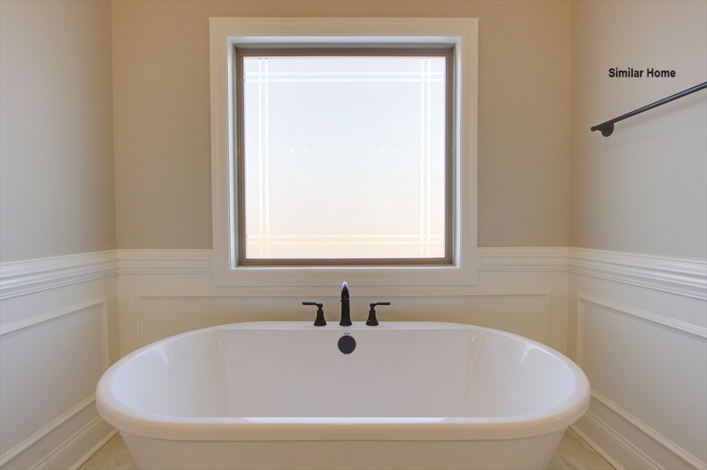 MasterBath Soaker Tub