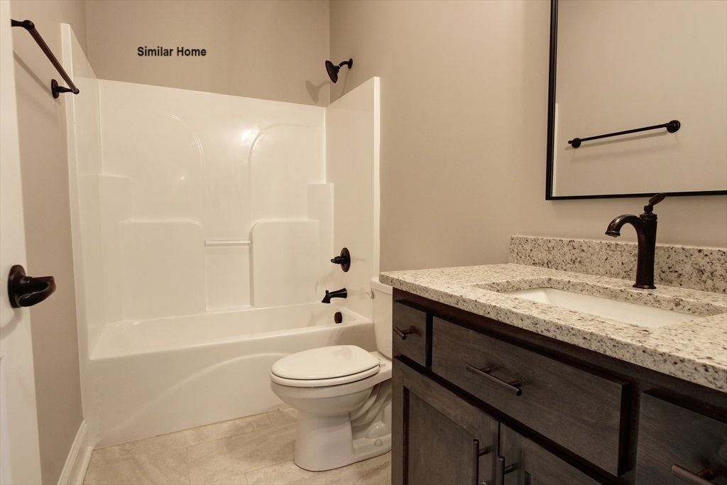HallBath2