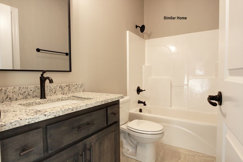 HallBath1