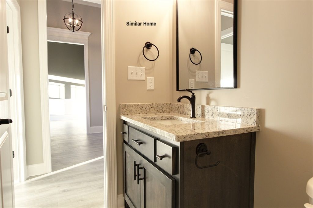 HallBath1
