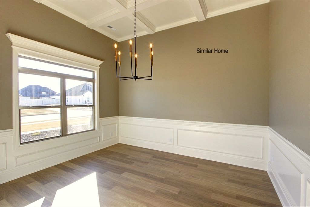 Dining Wainscoting