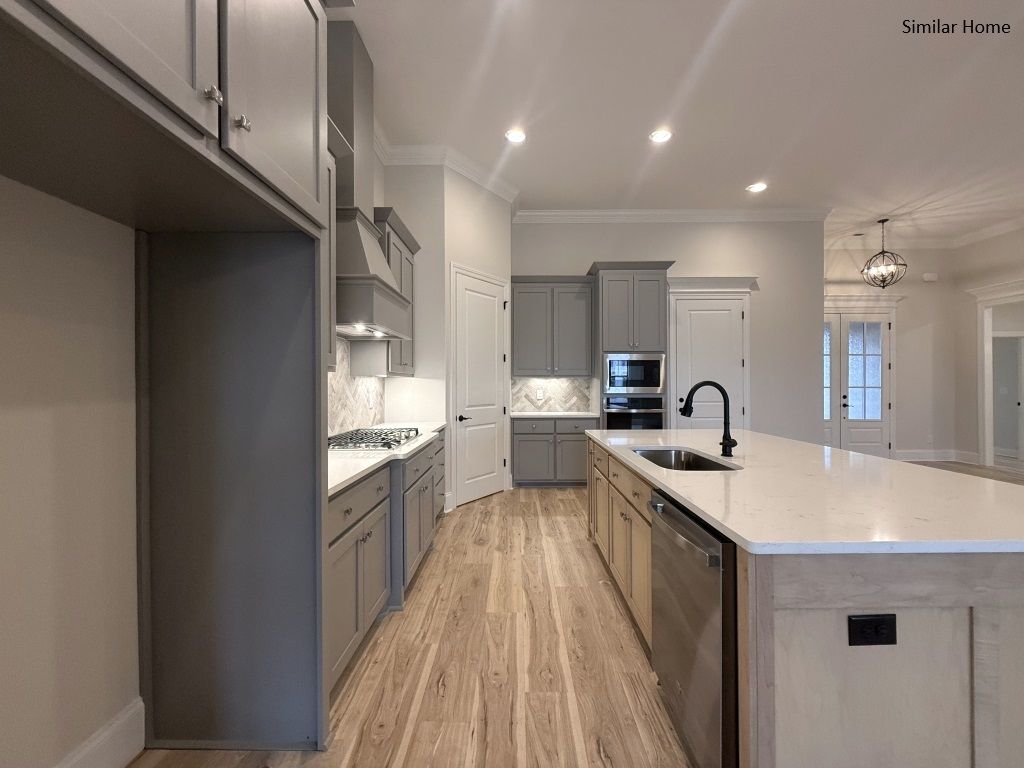 Under Cabinet Lighting