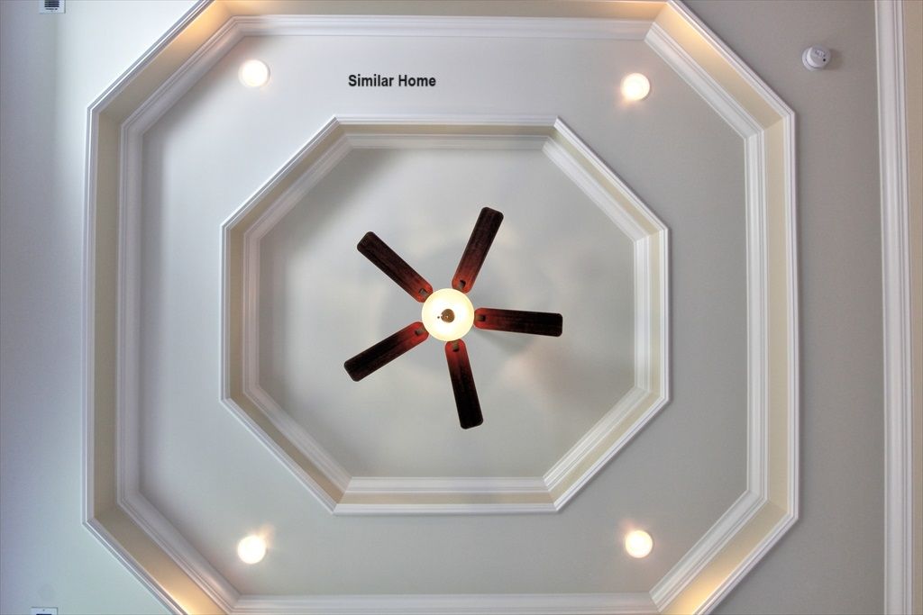 Master Trey Ceiling