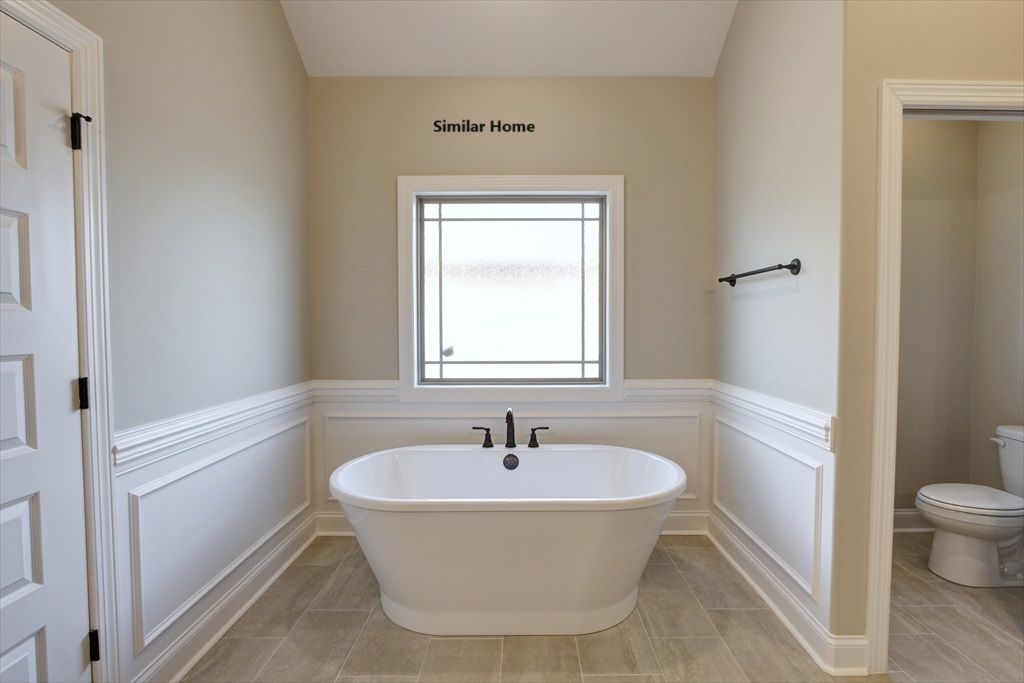 MasterBath Soaker Tub