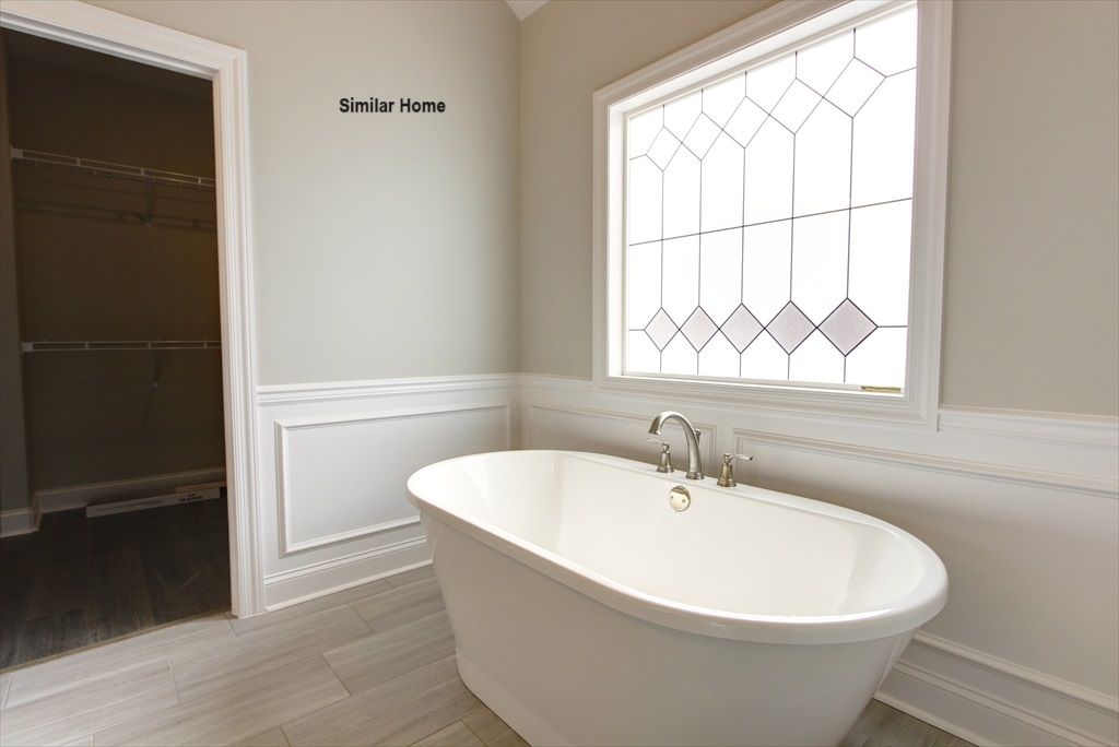 MasterBath Soaker Tub