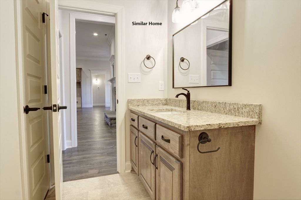 HallBath3