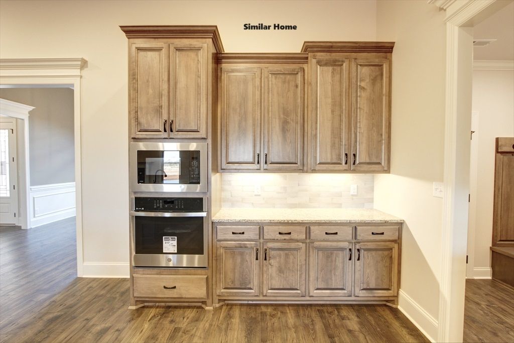 Kitchen Wall Oven Microwave