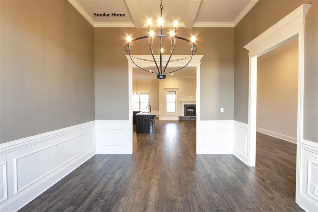 Dining Wainscoting