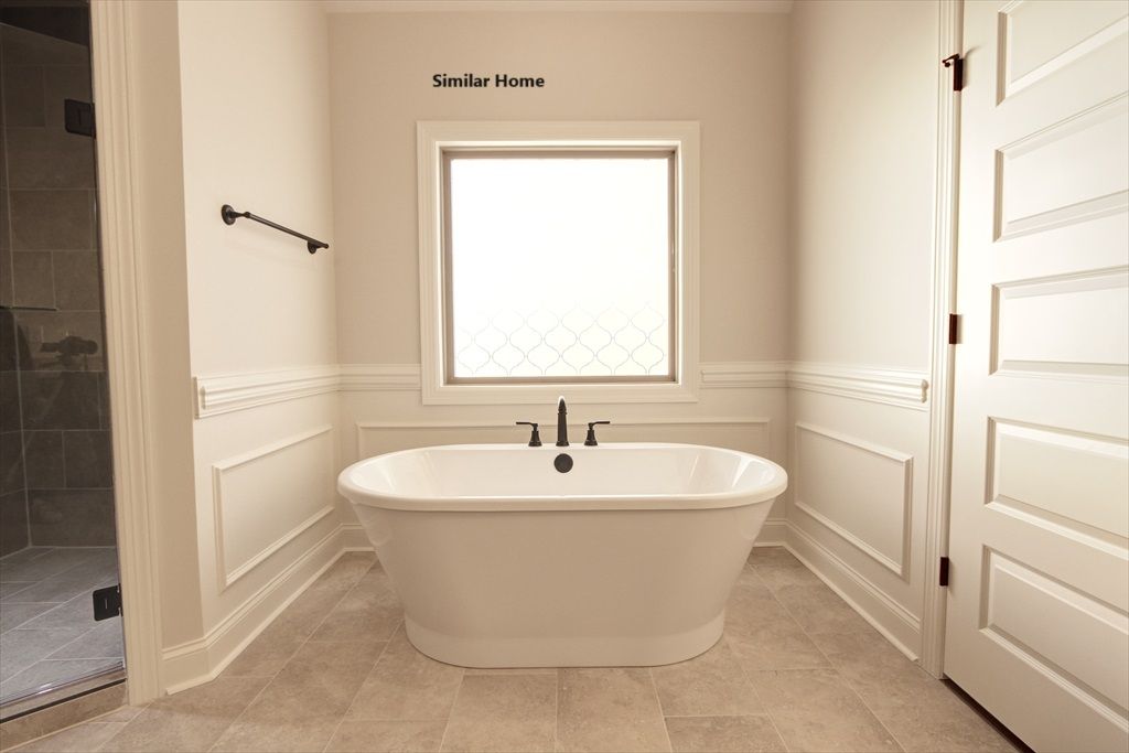MasterBath Soaker Tub