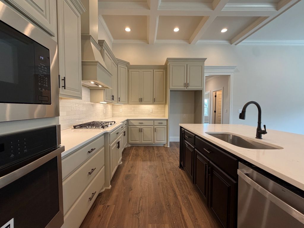 Under Cabinet Lighting