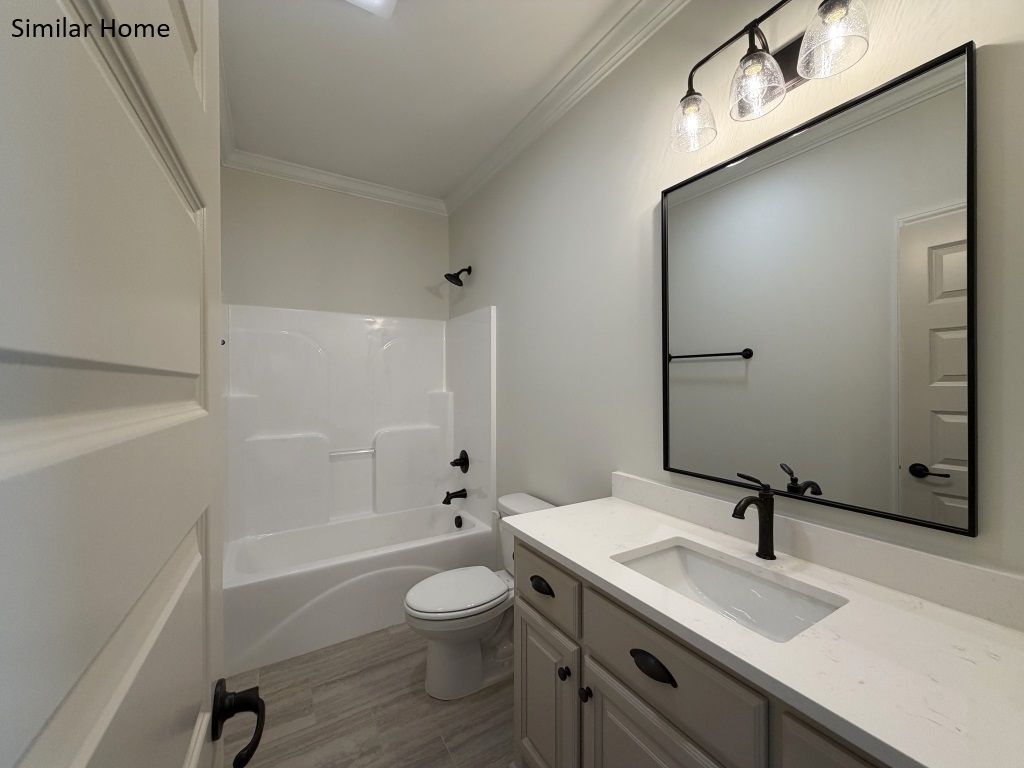 Rear Hall Bath