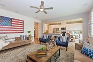 Amber llI por Legacy Homes en Riverside-San Bernardino California