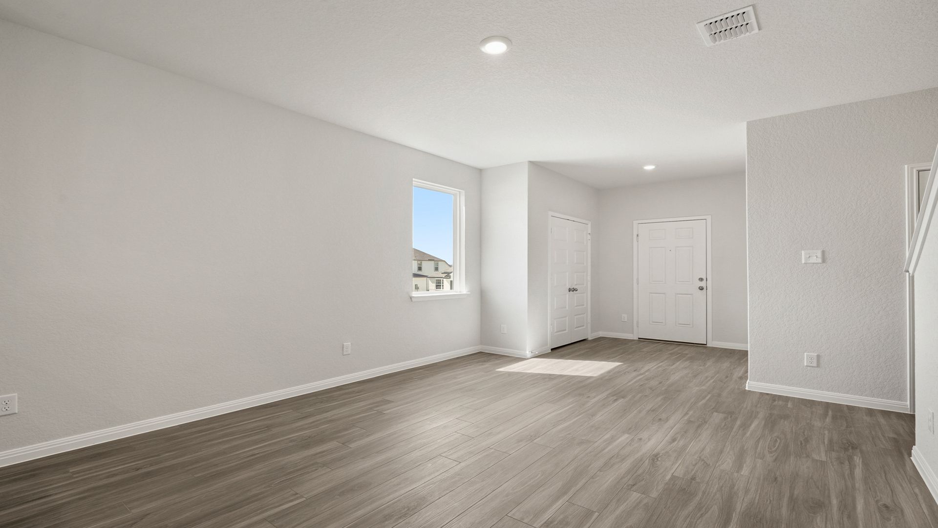 Entry to Family Room