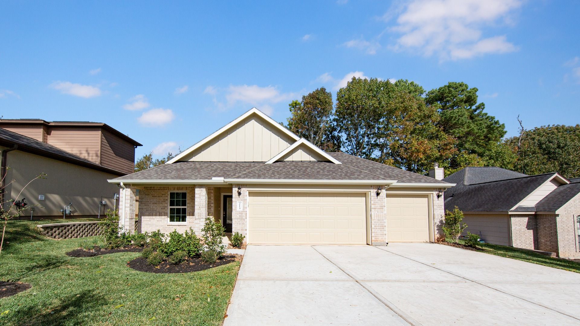 The Ravenna - Walden on Lake Conroe - Lake Conroe Area Homes: Montgomery, Texas - Legend Homes