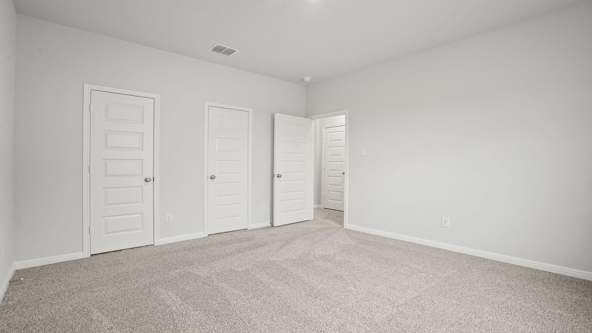 Secondary bedroom
