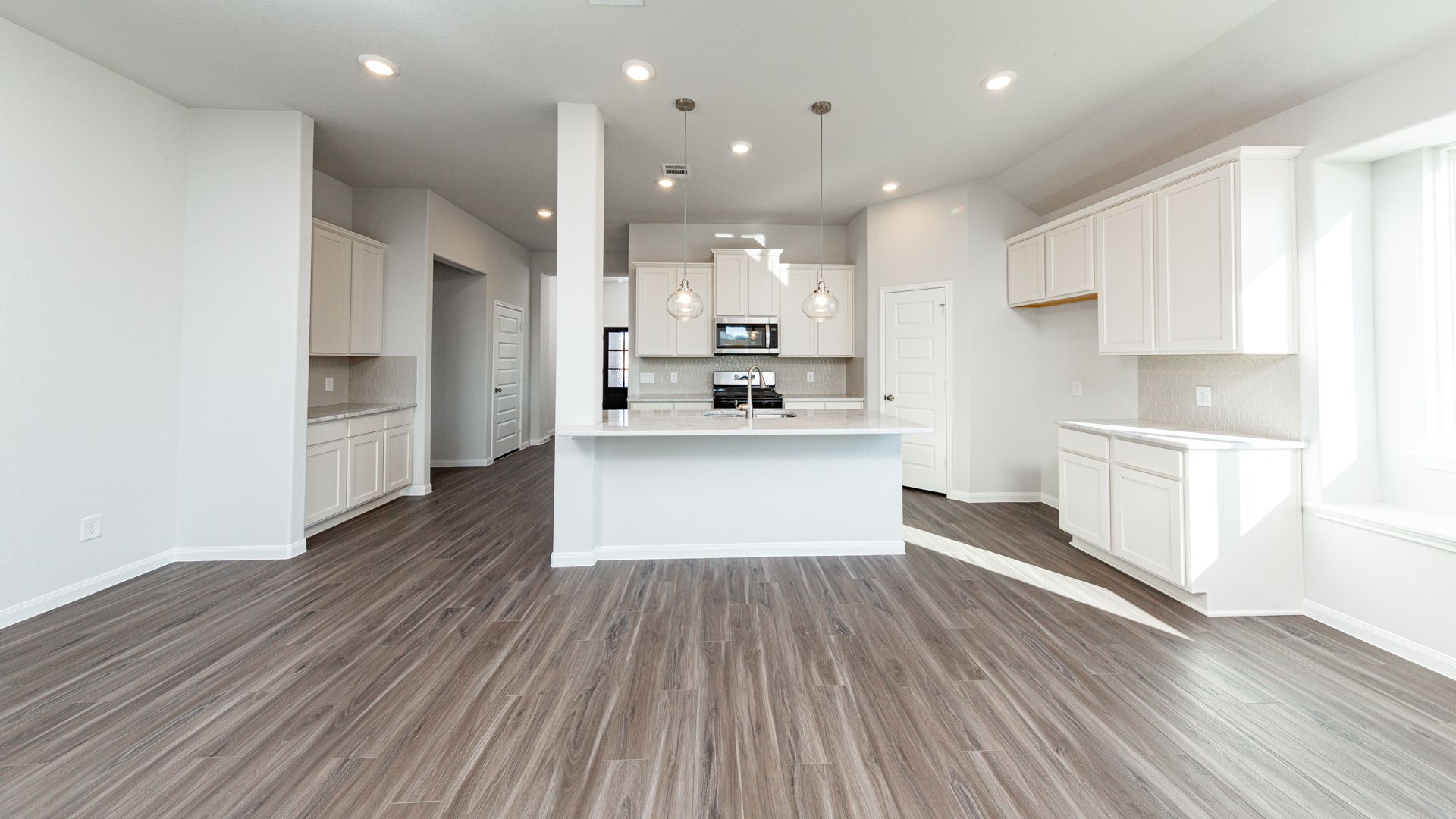 Dining Area to Kitchen