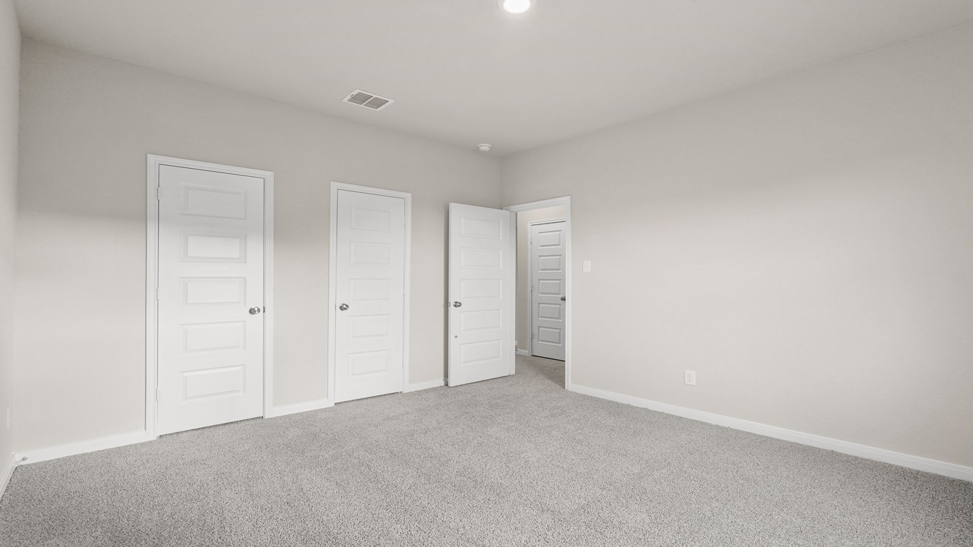 Upstairs Bonus Living Space - Secondary Bedroom