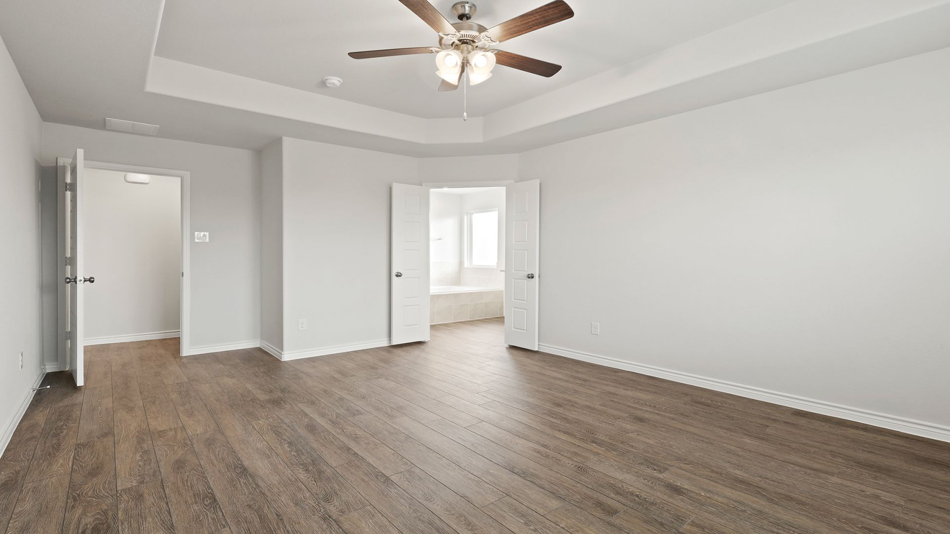 Primary suite