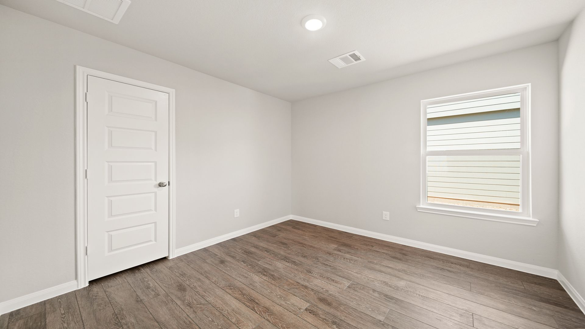 Secondary Bedroom